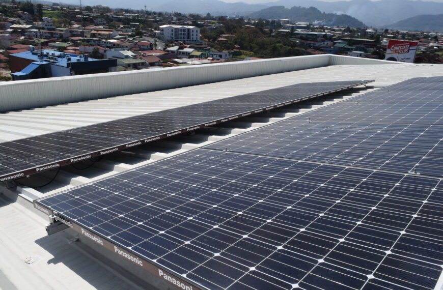 Empoderando el Futuro Empresarial: Opciones de Financiamiento para Integrar Energía Solar en PYMES